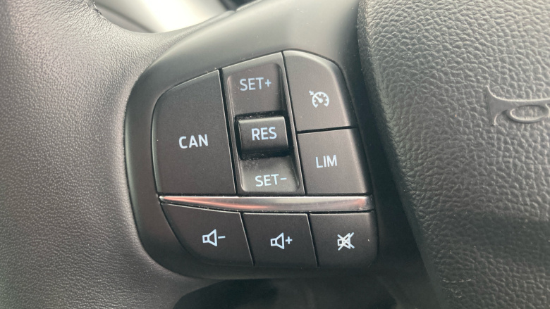 Ford Focus 1.0 EcoBoost 125 Titanium 5dr Petrol Hatchback